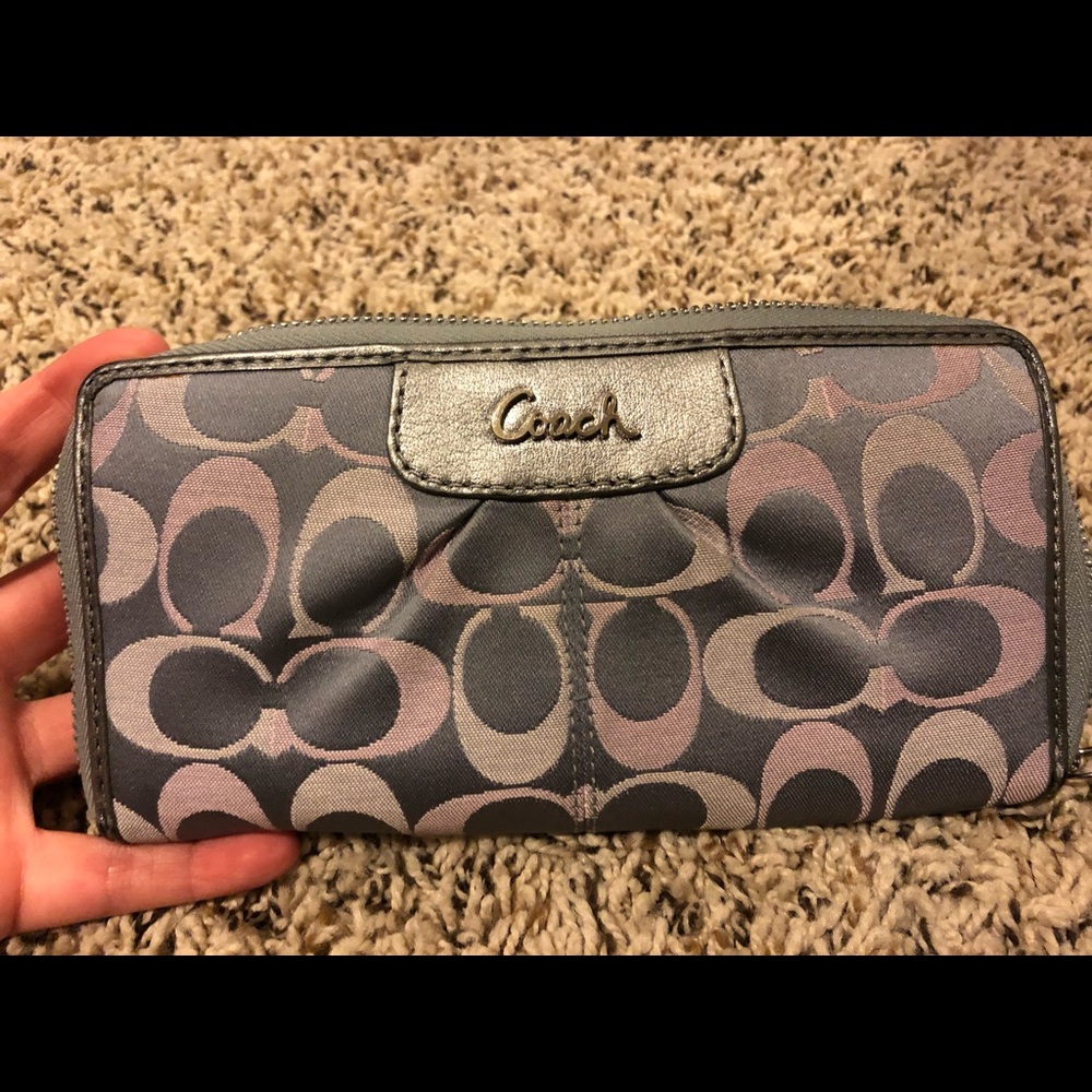 Authentic coach gray and pink wallet